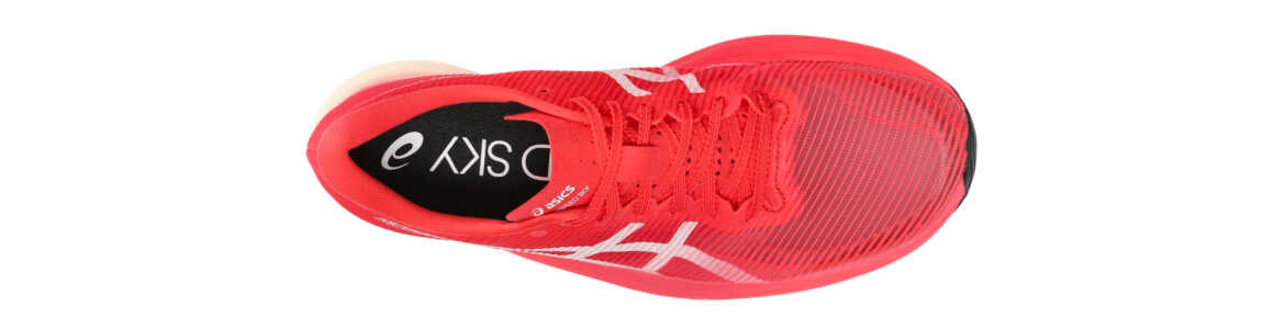 Buty czerwone Asics MetaSpeed Sky Paris - zdjęcie cholewki