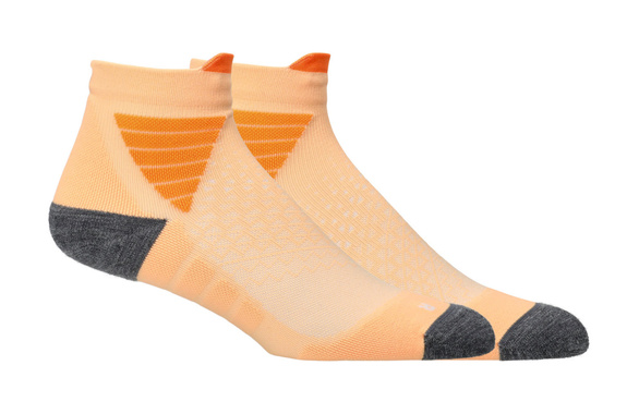 Skarpety Asics Fujitrail Quarter Sock jasnopomarańczowe