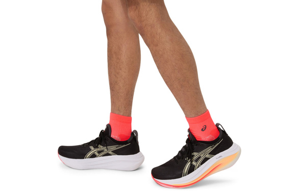 Skarpety Asics Performance Run sock quarter czerwone