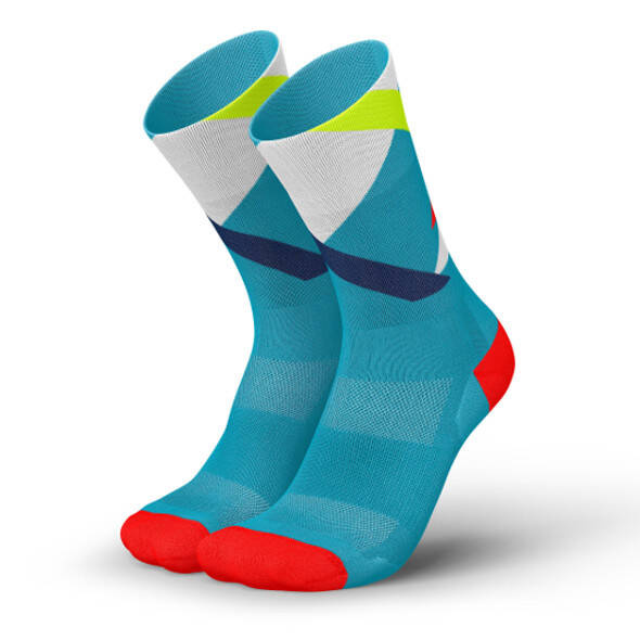 Skarpety Incylence Ultralight Strikes Blue Inferno (High Cut) niebiesko-czerwone