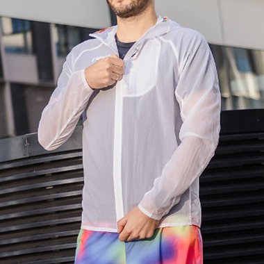 Kurtka Hoka Ultralite Jacket biała męska AW23