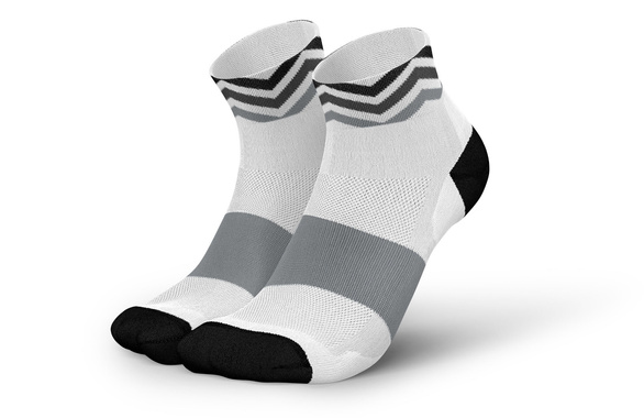 Skarpety Incylence Ultralight Waves Short White (Low Cut) biało-czarne