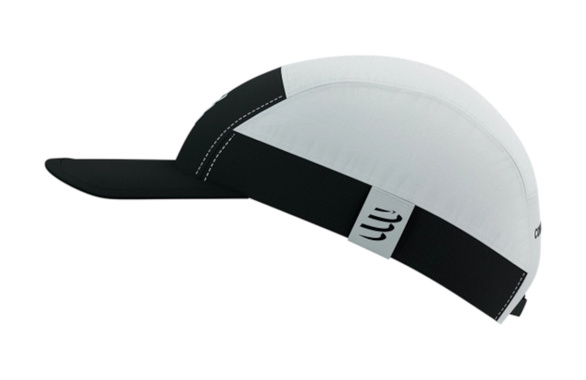 Czapka Compressport 5 Panel Light Cap czarno-biała 