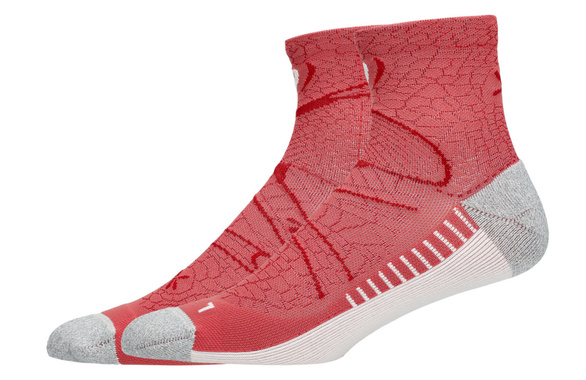 Skarpety Asics Performance Run sock quarter ciemnoróżowe