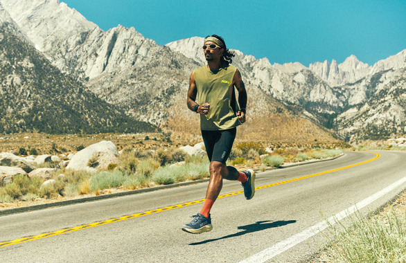 Buty Hoka Challenger Atr 8 Wide (na szerszą stopę) granatowe (FMP) męskie SS26