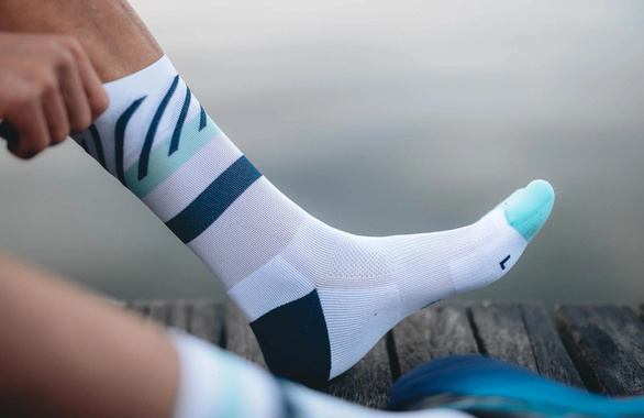 Skarpety Incylence Running Disrupts Navy Blue Mint (High Cut) biało-niebieskie