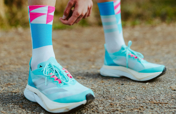 Skarpety Incylence Ultralight Elements White Blue Pink (High Cut) biało-niebiesko-różowe