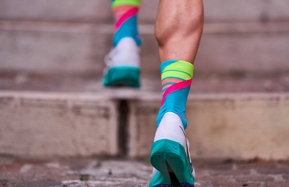 Skarpety Incylence Running Ladders Blue Pink (High Cut) niebiesko-różowe