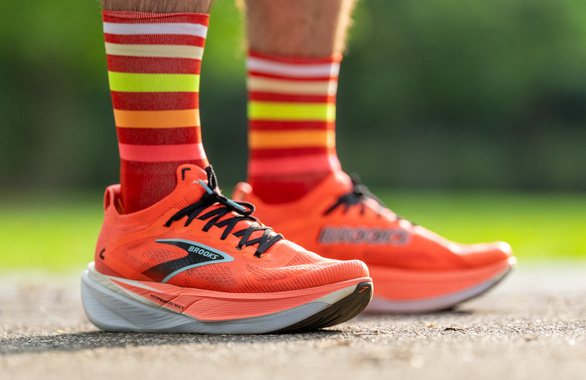 Buty Brooks Hyperion Max 3 pomarańczowe męskie AW25