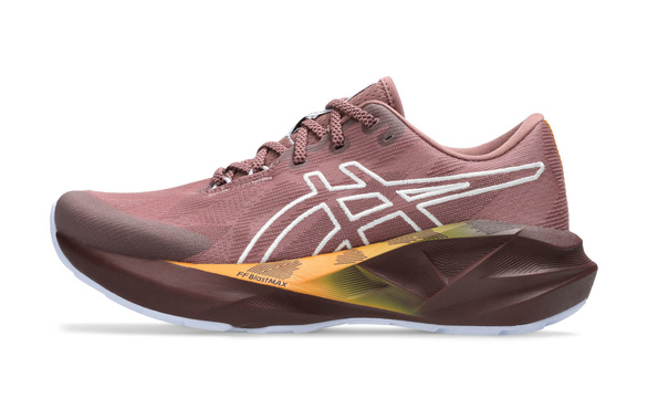 Buty Asics Novablast 5 TR damskie ceglaste AW25