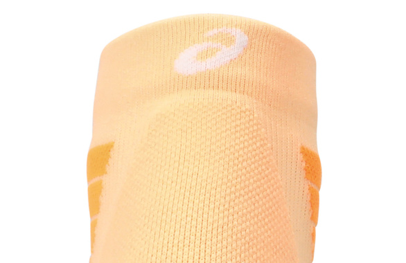 Skarpety Asics Fujitrail Quarter Sock jasnopomarańczowe
