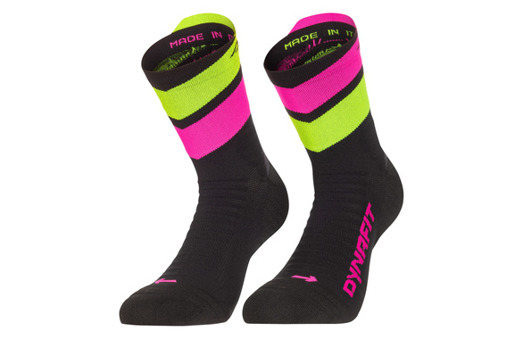 Skarpety Dynafit Ultra Mid Socks czarno-różowe