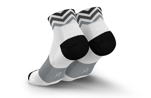 Skarpety Incylence Ultralight Waves Short White (Low Cut) biało-czarne