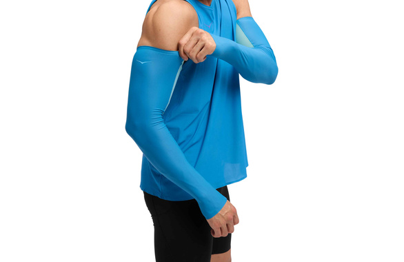 Rękawki Hoka Airolite Arm Sleeves niebieskie