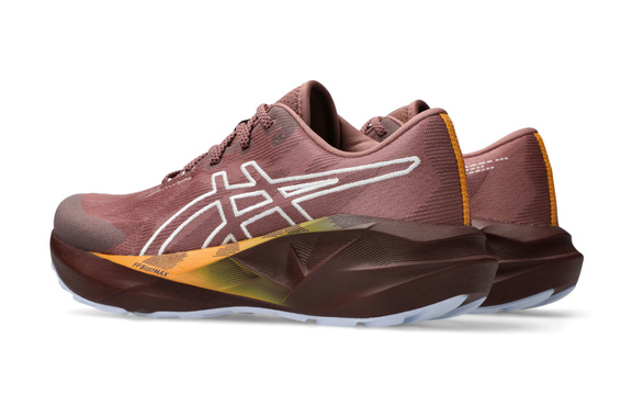 Buty Asics Novablast 5 TR damskie ceglaste AW25