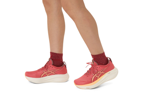 Skarpety Asics Performance Run sock quarter ciemnoróżowe
