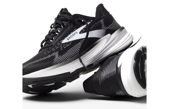 Buty Brooks Revel 8 czarno-białe męskie AW25