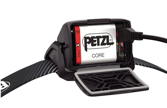 Czołówka Petzl Actik Core 625 lumenów czarna