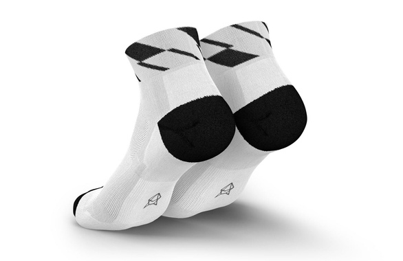 Skarpety Incylence Ultralight Angles Short White (Low Cut) biało-czarne