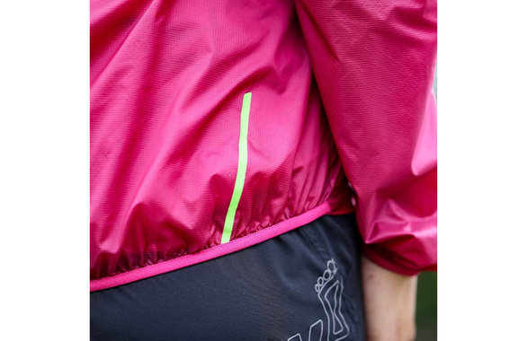 Kurtka INOV-8 WINDSHELL FZ damska różowa