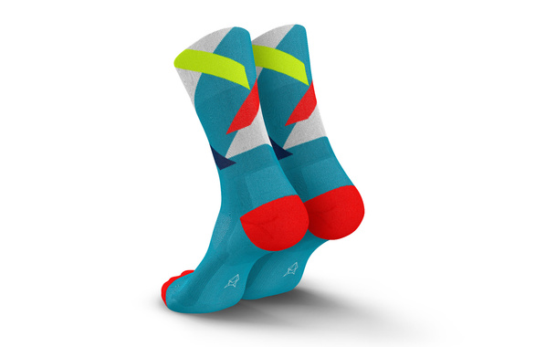 Skarpety Incylence Ultralight Strikes Blue Inferno (High Cut) niebiesko-czerwone