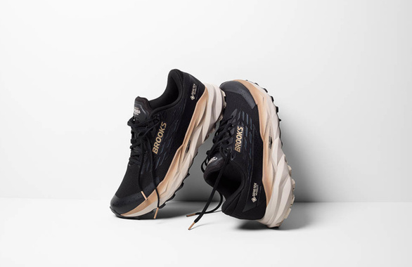 Buty Brooks Cascadia 19 z membraną G-TX (wodoodporne) czarno-beżowy męskie AW25