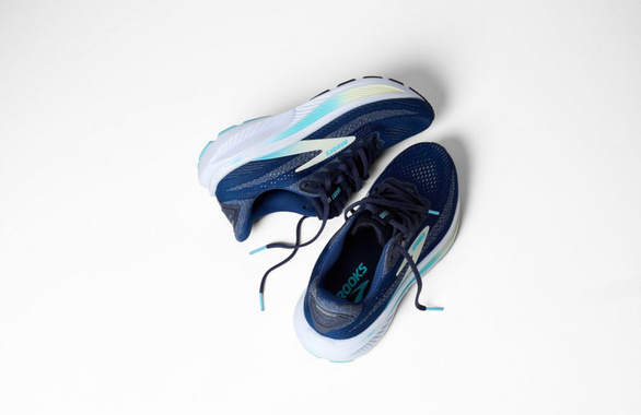 Buty Brooks Ghost 17 damskie granatowe AW25