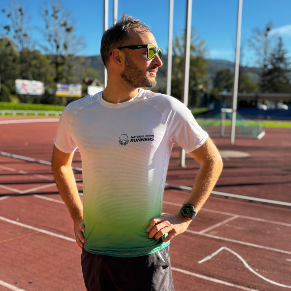Koszulka startowa Natural Born Runners 2025 biało-zielona męska