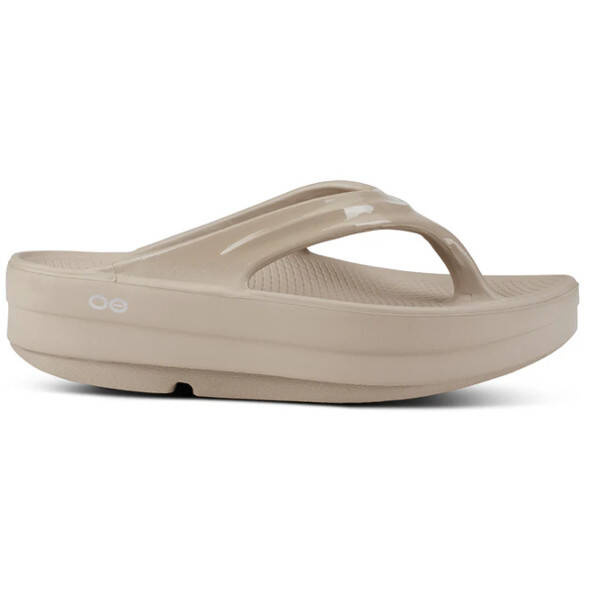 Klapki regeneracyjne Oofos OOmega OOlala Nomad beżowe damskie japonki