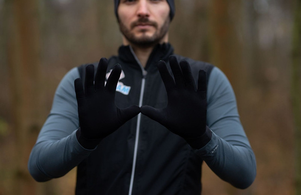 Rękawiczki INOV-8 TRAIN ELITE GLOVE czarne