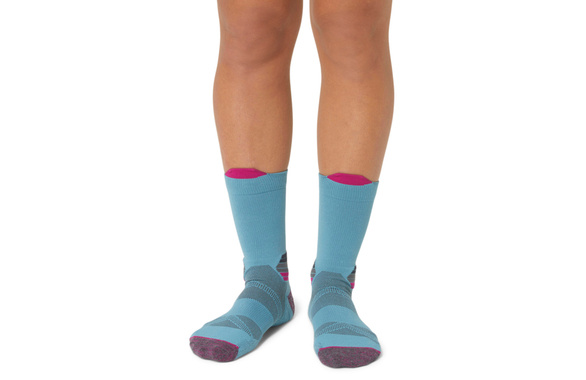 Skarpety Asics Fujitrail Run Crew Sock niebiesko-różowe
