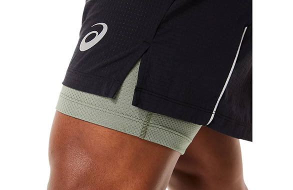 Spodenki ASICS FUJITRAIL SHORT czarno-zielone męskie AW22